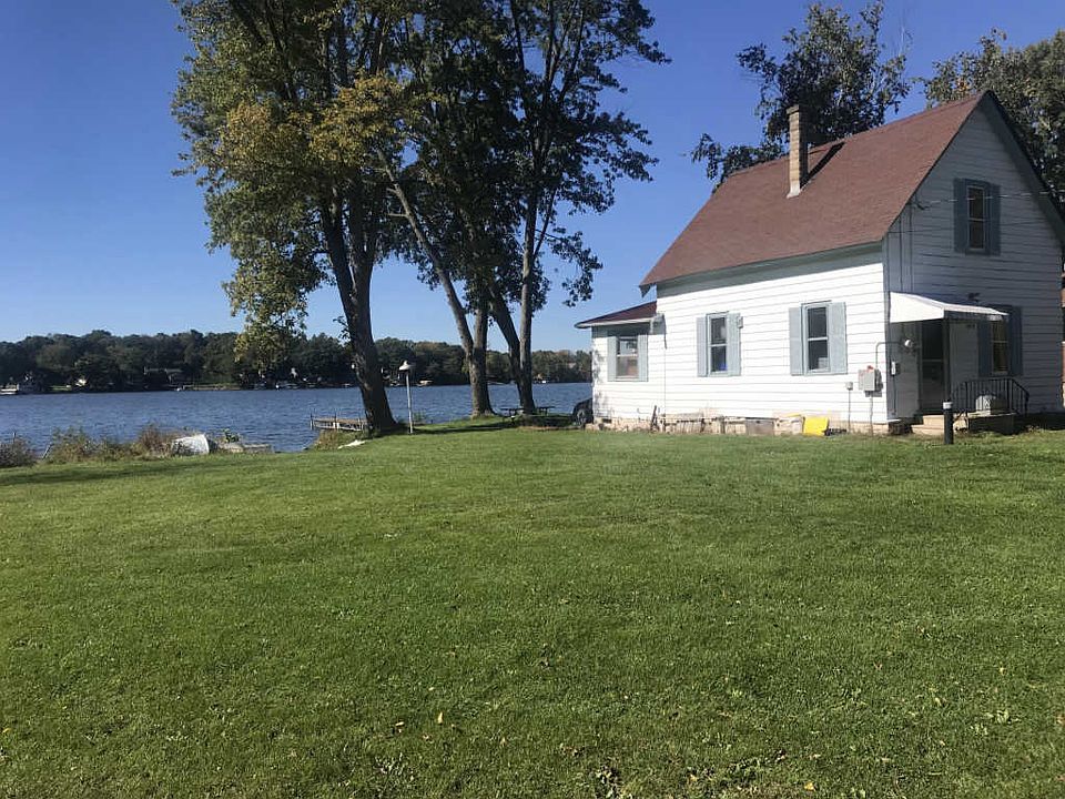 2nd image of 28924 Beach Dr
