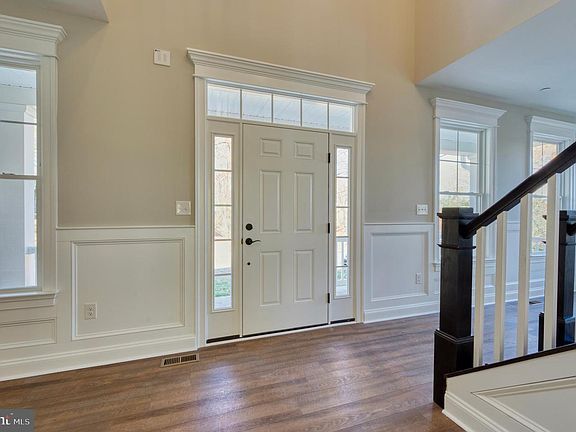 5th image of 2644 Claibourne Rd