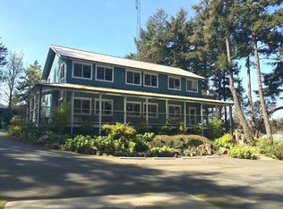 596 Main St, Eastsound, WA 98245