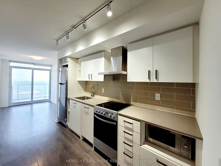 125 Redpath Ave #1213 — Photo 16