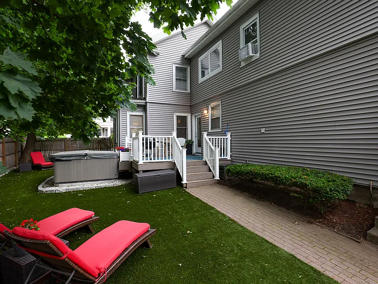 13 Saint James St #1 — Photo 30