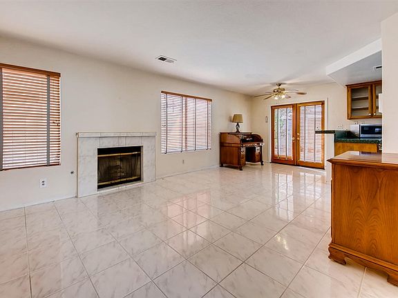 5th image of 2141 Pleasantwood Ln