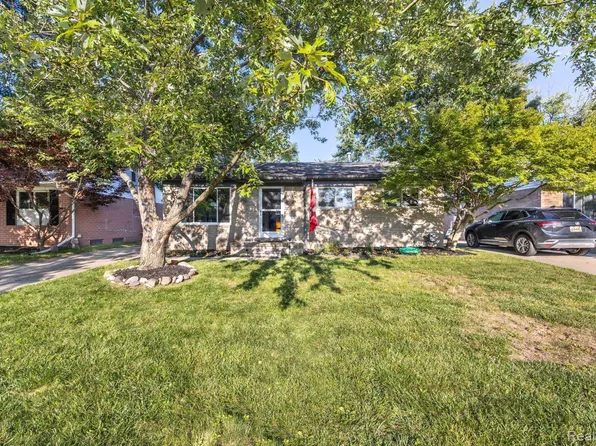15106 Arcola St, Livonia, MI 48154
