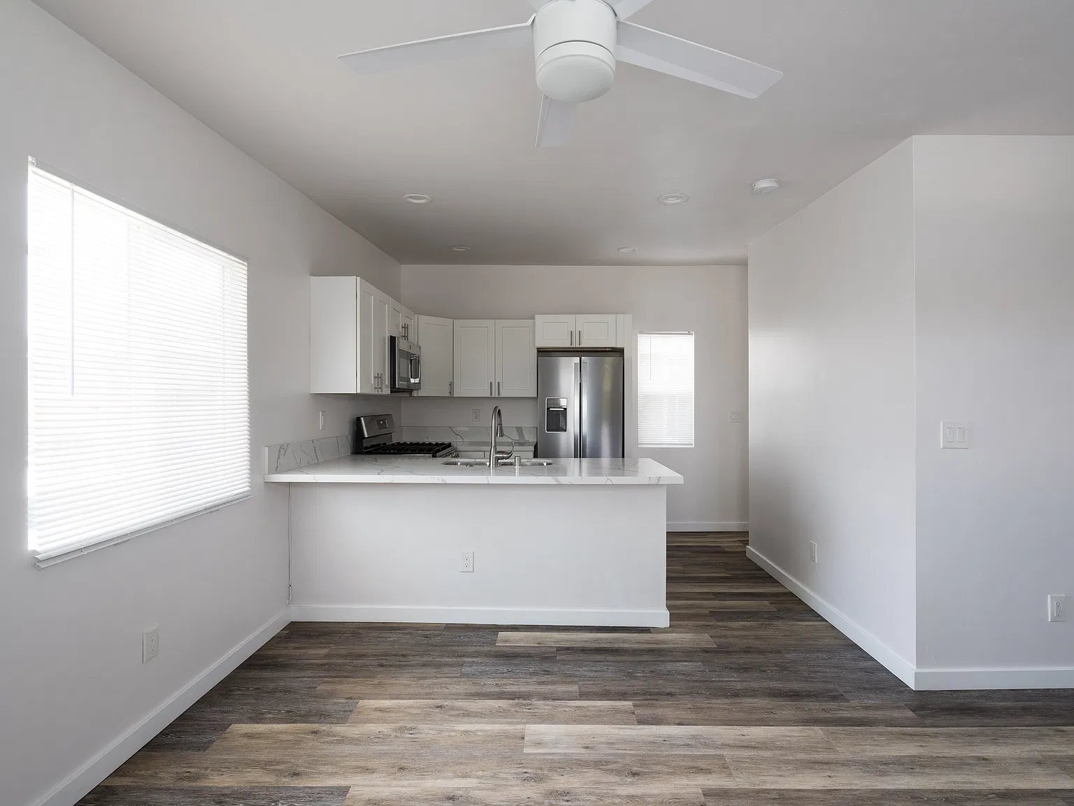 5290 Manhasset Drive - 1 — Photo 3