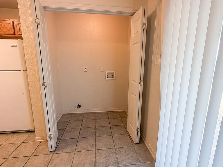 5202 Daybreak Cir — Photo 10