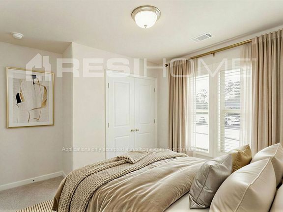 4th image of 3053 Faireno Pl #3053