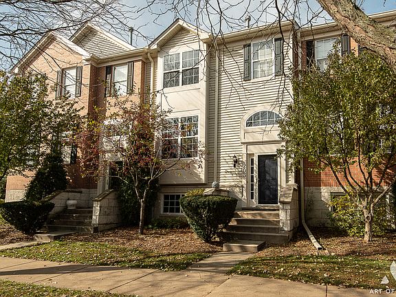2nd image of 203 Willow Blvd