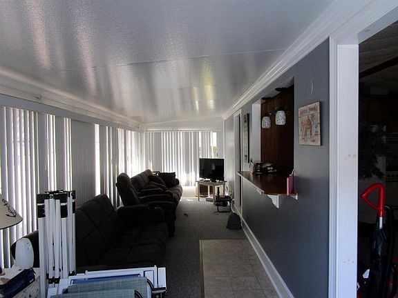 5th image of 97 Holly Dr #97