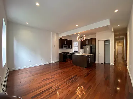 Rented by Portman Realty Corp | media 1