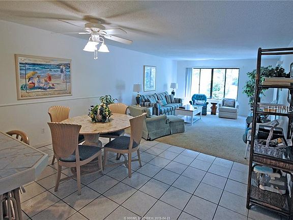 3rd image of 36 Deallyon Ave APT 112