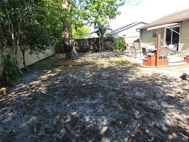 6430 Lomand Ave — Photo 16