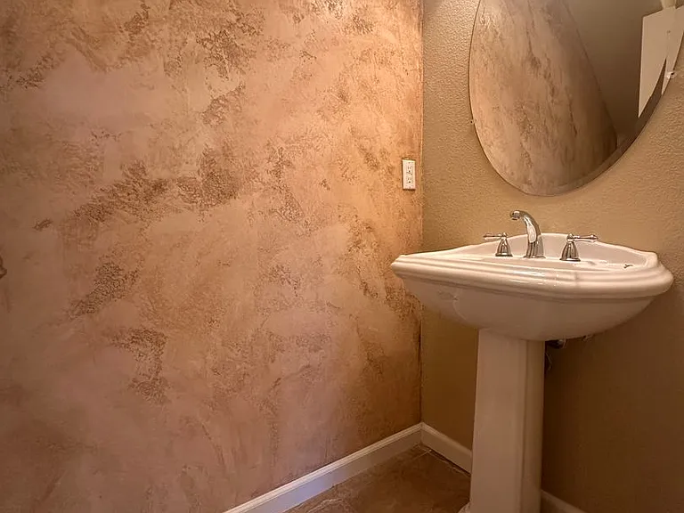 1377 Reagan Way — Photo 8