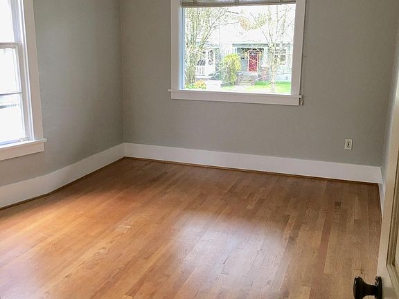 Bedroom 1 (upstairs)