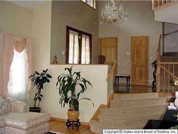4th image of 26 Berwick Pl