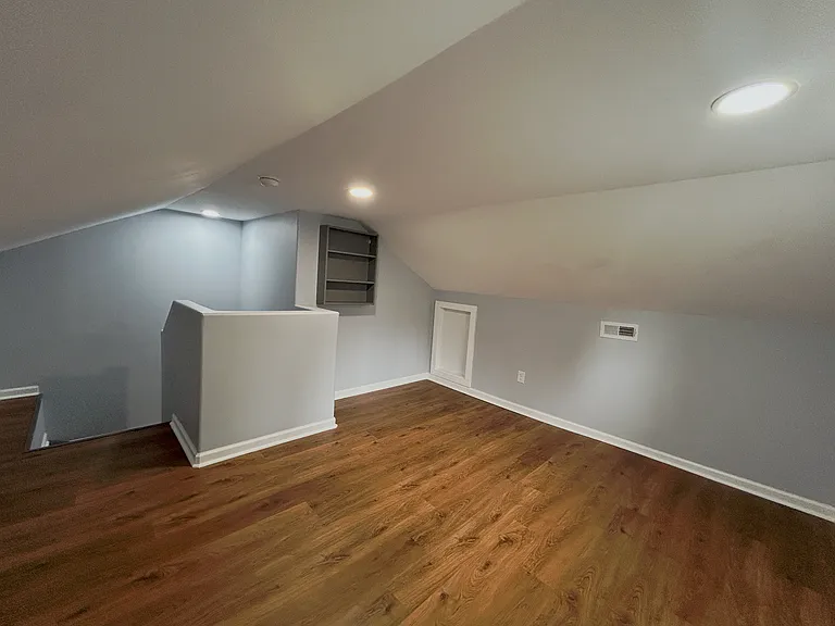 112 Hodgens Dr — Photo 22
