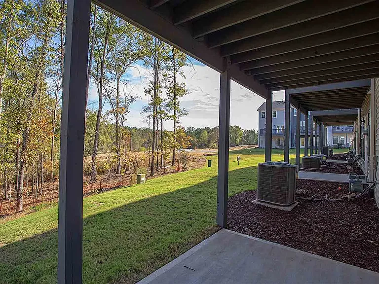 1122 Myers Point Dr — Photo 9