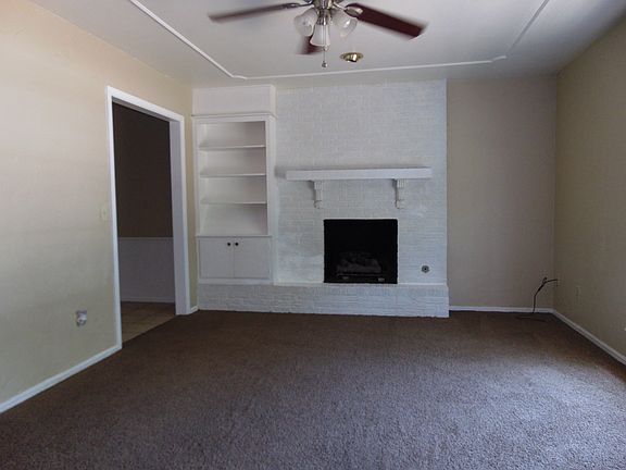 5th image of 2812 N Redmond Ave