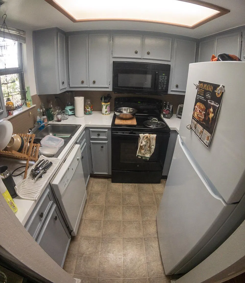 2 bed, 758 sqft, $1,650 — Photo 3