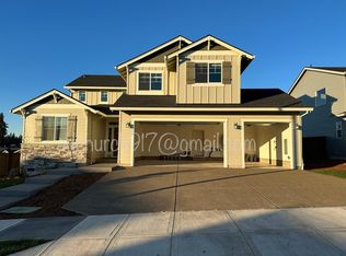 37539 Sockeye St, Sandy, OR 97055