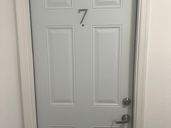 2nd image of 1012 SW 4th St APT 7