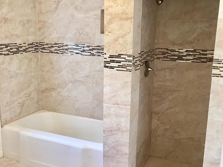 626 Midvale Ave #2 — Photo 13