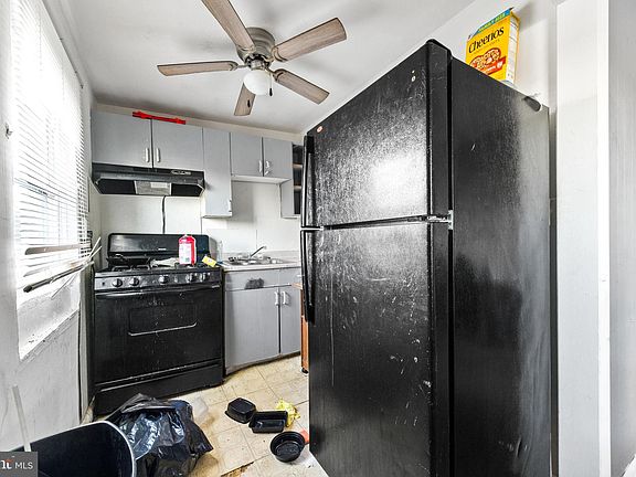 4th image of 730 New Pittsburg Ave