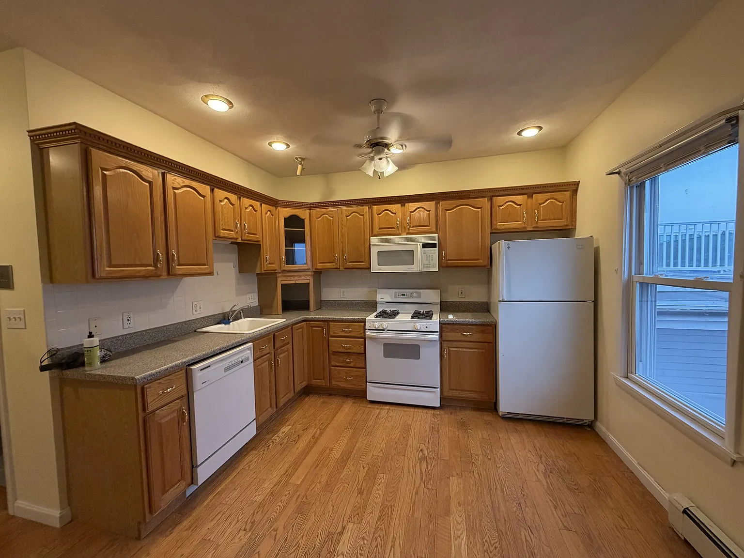 215 Lexington Street - 3 — Photo 1