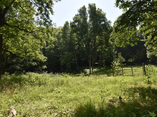 525 Catholic Cemetery Rd, Martinsville, IN 46151