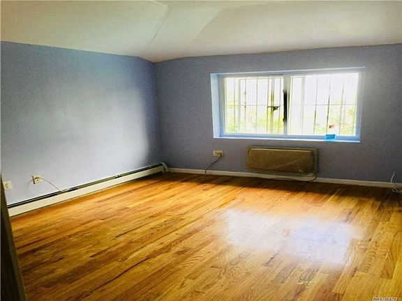 4th image of 9045 198th St