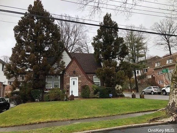 249-55 Rushmore Terrace, Little Neck, NY 11362