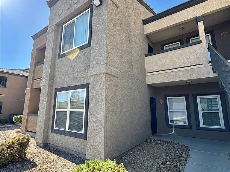 6650 W Warm Springs Rd #1077 — Photo 1