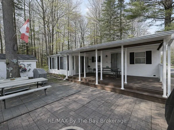 85 Theme Park Dr #68, Wasaga Beach, ON L9Z 1X7