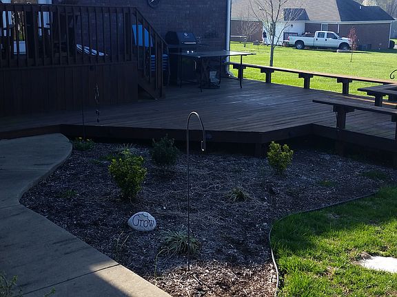 3rd image of 115 Maple Way
