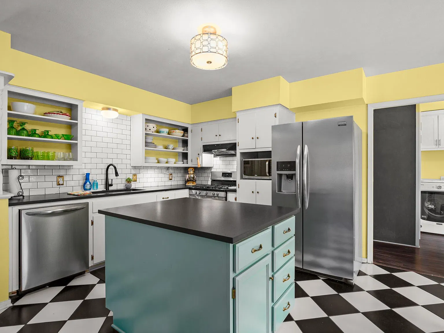 408 Ramble Ln — Photo 4
