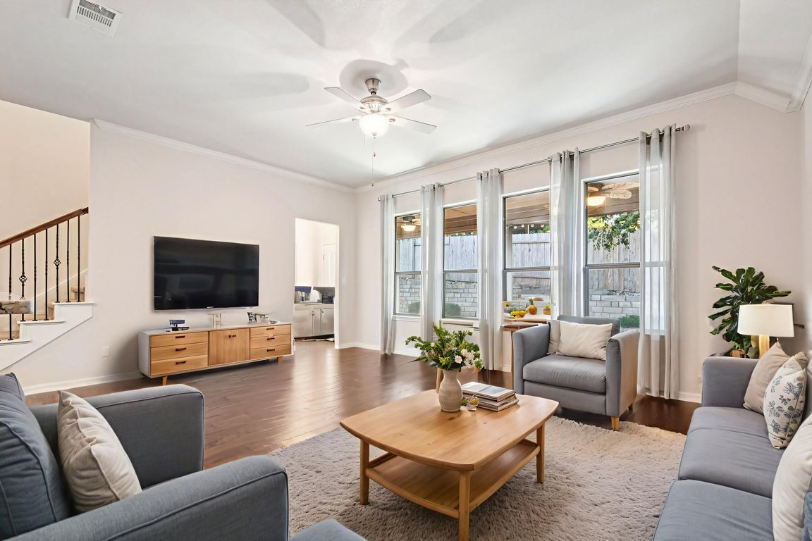 next background image