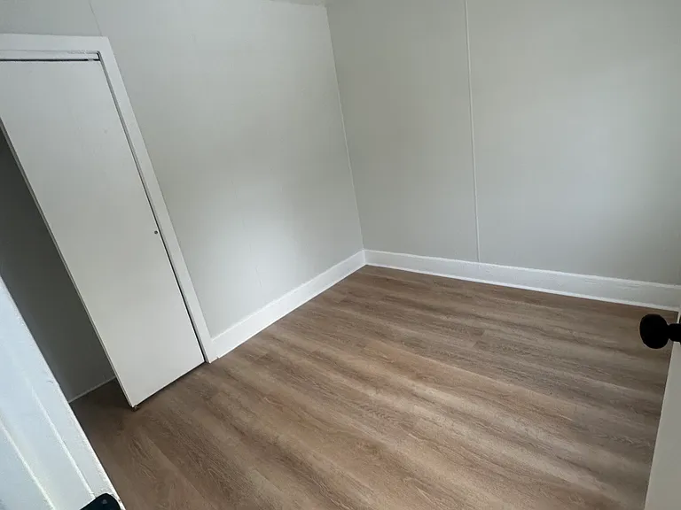 8 Mansion St #2 — Photo 5