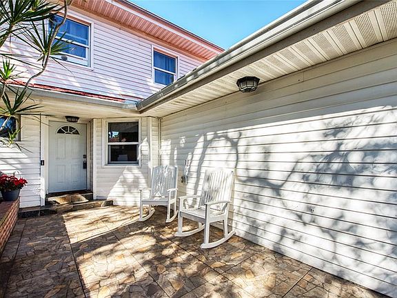 4th image of 1423 Water View Dr W