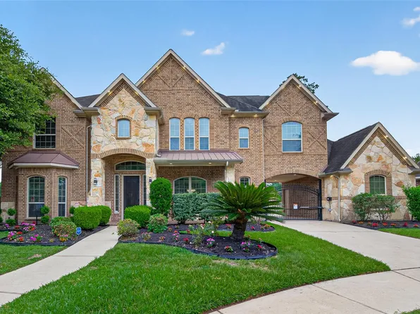13510 Cascade Caverns Ct, Houston, TX 77044