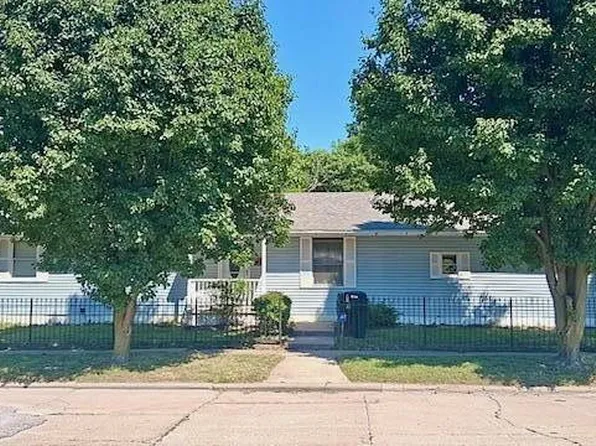 301 Adams St, Beardstown, IL 62618