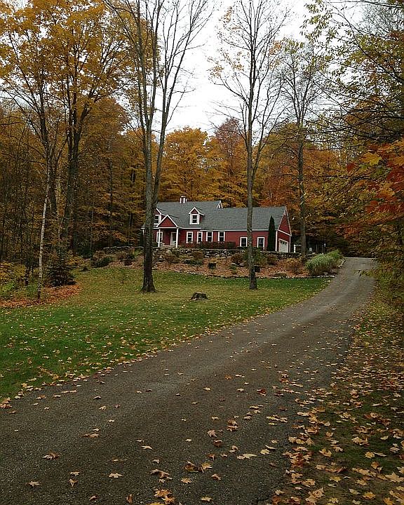 2nd image of 488 Linden Dr