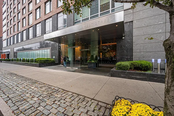 Rented by Douglas Elliman | media 4