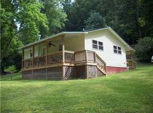 96 Orange Blossom Ln, Procious, WV 25164