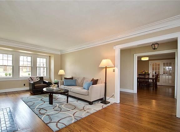 2nd image of 629 W 60th Ter
