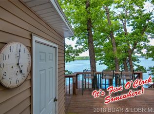 63 Mitchell Rd, Lake Ozark, MO 65049