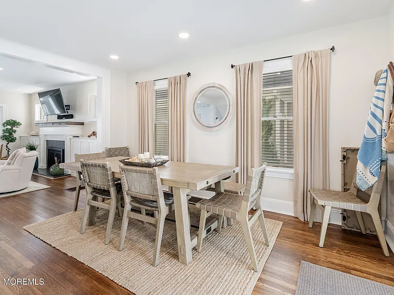 305 Ocean Ave — Photo 19