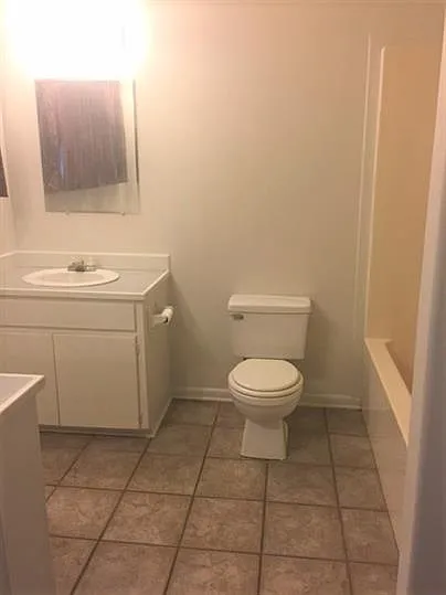 207 Brantley Cir — Photo 10
