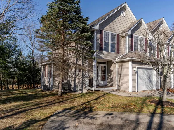 24 Lilac Lane, Newmarket, NH 03857