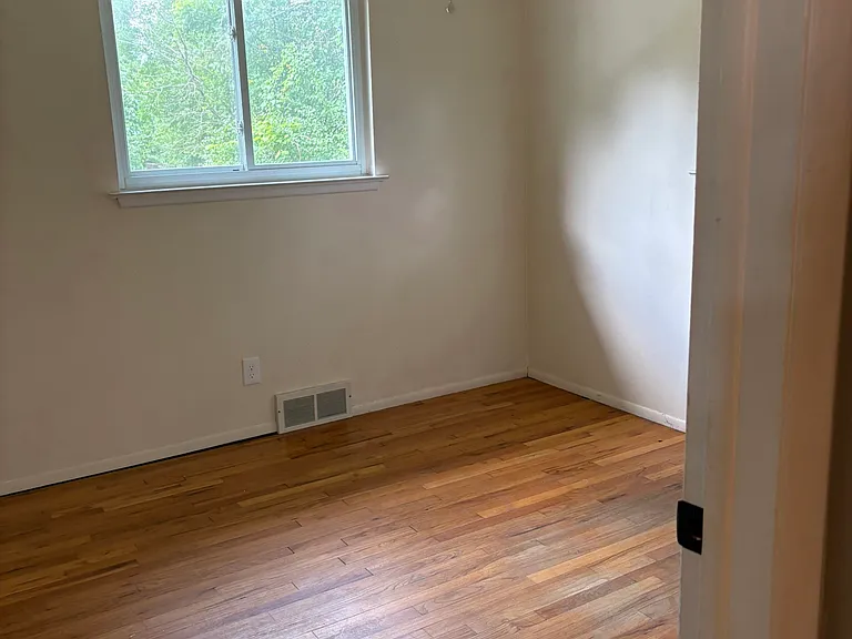 3064 Belvidere St — Photo 7