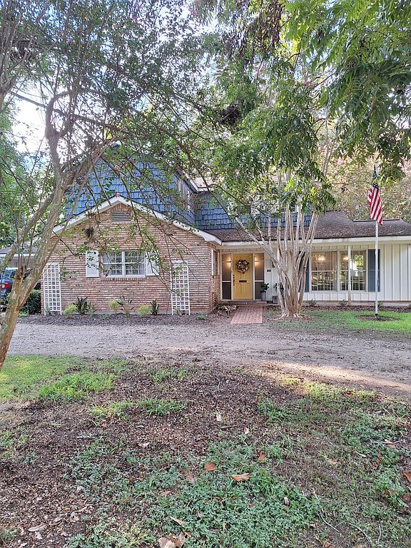 524 Oak Dr - Property Image