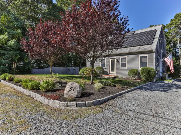 51 Buccaneer Way, Mashpee, MA 02649